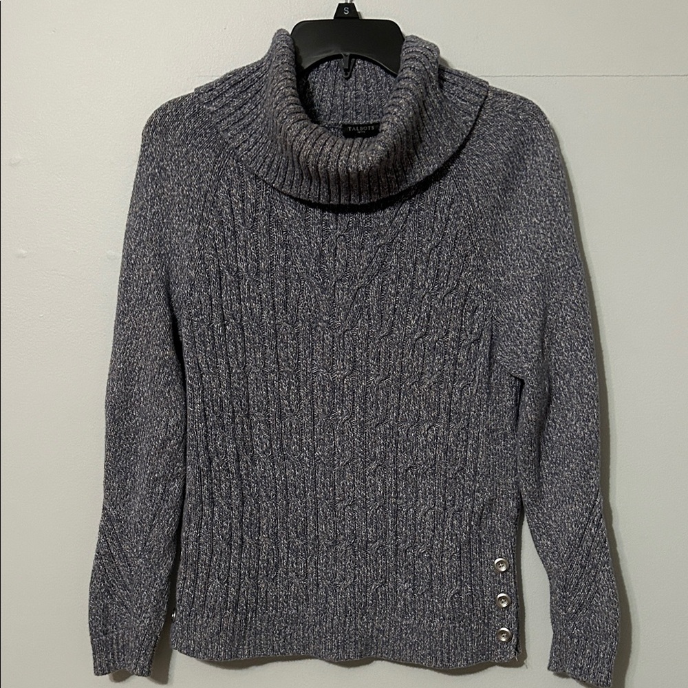 Talbots Heather blue/grey Cable Knit Turtleneck Sweater. Med petite. 💯 cotton